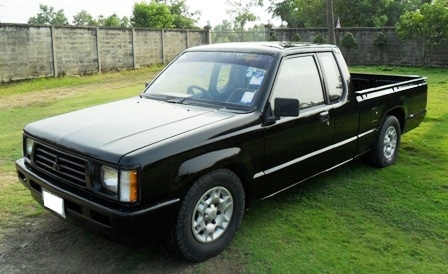 ขายรถกระบะ มิตซู ไซโคลนแค็ป(cab)เกียร์ธรรมดา+เครื่องดีเซล2500 สีดำ แซสซี+กระบะไม่มีผุ+เครื่อง-เกียร์ดี+เฟืองท้ายดี+พ.เพาเวอร์+แอร์เย็น 85,000 บ T. 081-1917015