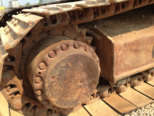 ขายรถแบ็คโฮ CAT E200B นำเข้าจากญี่ปุ่น มี VDO ครับ สภาพสวย คอนโทรลสั้น ติดต่อ 089-8368497/081-2990958