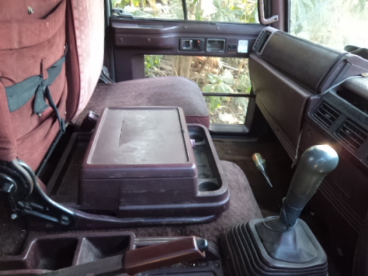 ขายรถอีซูซุ6ล้อร็อก175แรงม้า เบรกทิฟฟี เพาเวอร์ สภาพดีพร้อมใช้งาน ขายรถอีซูซุ6ล้อร็อก175แรงม้า เบรกทิฟฟี เพาเวอร์ สภาพดีพร้อมใช้งาน