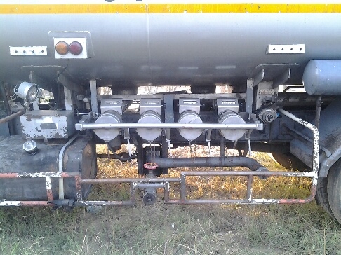 ขายถังน้ำมัน 16000 ลิตร โหลดล่างพร้อมอุปกรณ์สวยๆถูกๆ ขายถังน้ำมัน 16000 ลิตร โหลดล่างพร้อมอุปกรณ์สวยๆถูกๆ