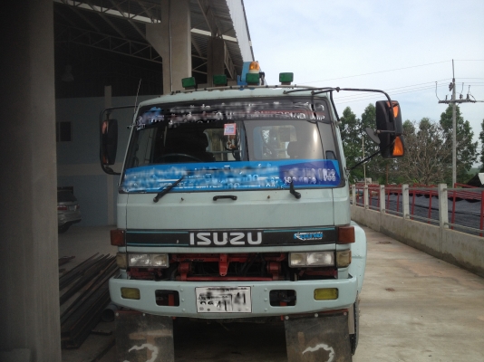 สิบล้อเพลาเดียวติดเครน 3.6 ตัน 5 ปลอก 4 ชัก ยาวสะใจราคาถูก