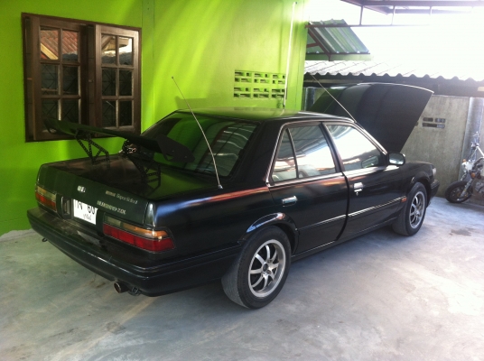 Nissan bluebird u12 Sr2.0 เกียร์ออโต้ ติดแก๊ชLPGลงเล่มแล้ว