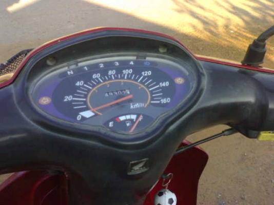 ดรีม125ปี49สตาร์ทมือกุญแจเล็ก