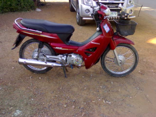 ดรีม125ปี49สตาร์ทมือกุญแจเล็ก