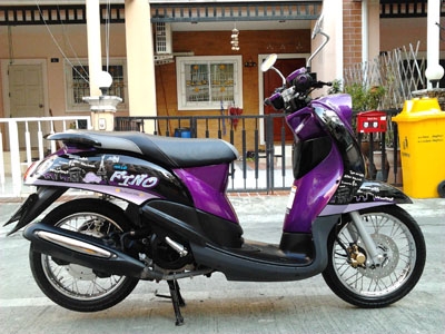 ขาย New Fino 2012 ลายปารีส รถ 3 เดือน ไมล์แท้ 2366 กม สภาพสวย เครื่องเดิมๆ แน่นๆ สีม่วง ดำ