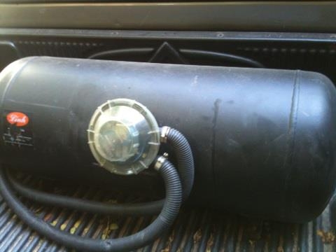 ต้องการขายครับ 130000 เครื่อง 1 JZ เกียร์ ธรรมดา รถปี 40 ต้องการขายครับ 130000 เครื่อง 1 JZ เกียร์ ธรรมดา รถปี 40