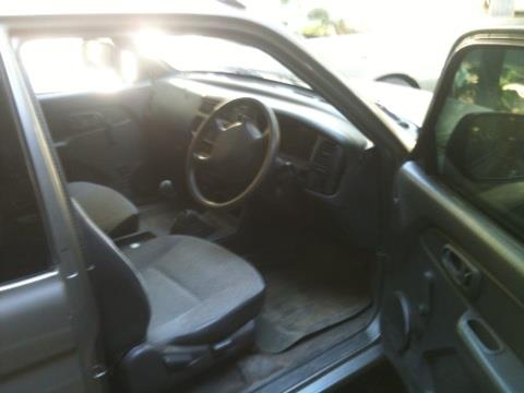 ต้องการขายครับ 130000 เครื่อง 1 JZ เกียร์ ธรรมดา รถปี 40 ต้องการขายครับ 130000 เครื่อง 1 JZ เกียร์ ธรรมดา รถปี 40