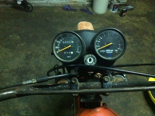 ขาย dt125mono ทะเบียนโอน ขาย 25000 บาท (ฟรีส่งต่างจังหวัด)