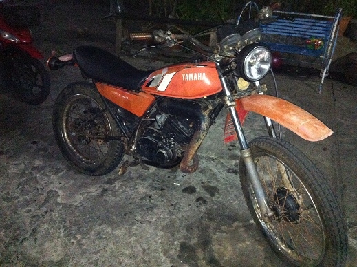 ขาย dt125mono ทะเบียนโอน ขาย 25000 บาท (ฟรีส่งต่างจังหวัด)