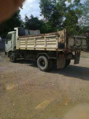 ขายหกล้อhino/fc2w ขายหกล้อhino/fc2w