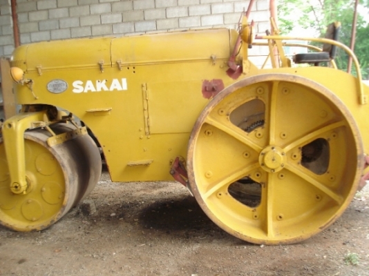 รถบดสามล้อเหล็ก SAKAI รุ่น KM-10