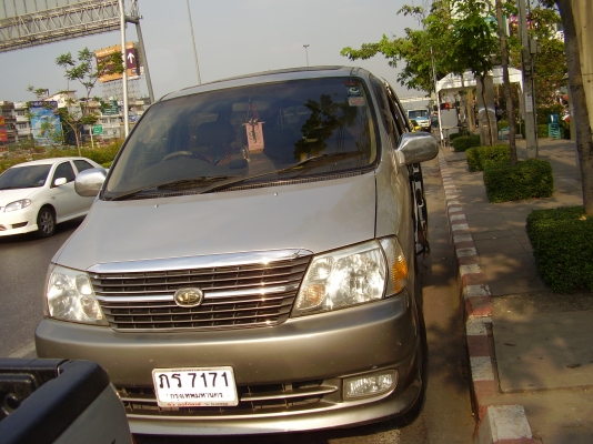 ขายรถตู้ตรวจการ โตโยต้า แกรนเวียร์ (TOYOTA Granvia)