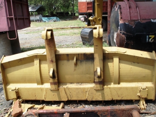 ใบมีดดันหน้ารถเกรดเดอร์ 12G