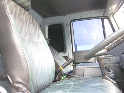 ขาย 6 ล้อ Roc 195 ตู้แห้ง ห้างแท้ สภาพสวยมาก กล้ารับประกัน Tel. 088-4501277 โทรได้ตลอด 24 ชม.