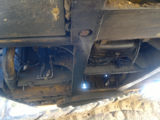 ขายรถแบคโฮ KOMATSU PC-200-5 ตูดแดง ครอนโทรนสั้น พร้อมใช้ ไฟฟ้า โซ้ 85\% ราคาย้อมๆตามสภาพ สนใจริบจองเลย