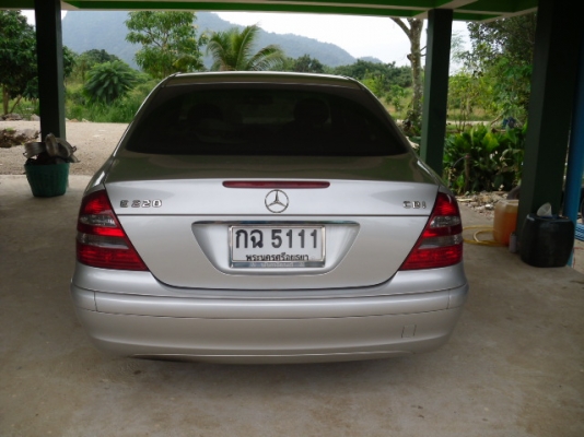 BENZ E220 CDI CLASSIC(ดีเซล)ปี2004 มีม่านหลัง BENZ E220 CDI CLASSIC(ดีเซล)ปี2004 มีม่านหลัง