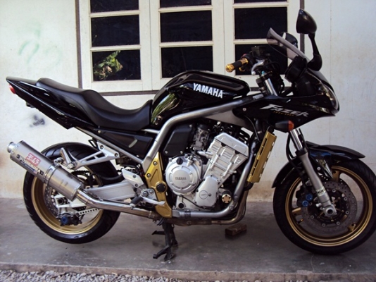 ขาย Yamaha Fz-1 Fazer ปี2002 อินวอย สภาพดี สวยๆ 134,000 ราคาไม่แพงคับ ด่วน