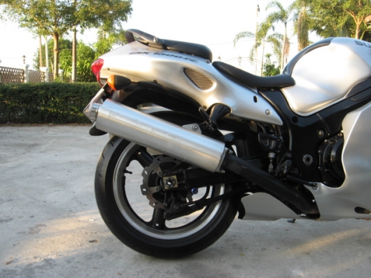 ขาย hayabusa 1300 ปี 99 limited พร้อมทะเบียน (รับแลก/เทิร์น) ขาย hayabusa 1300 ปี 99 limited พร้อมทะเบียน (รับแลก/เทิร์น)