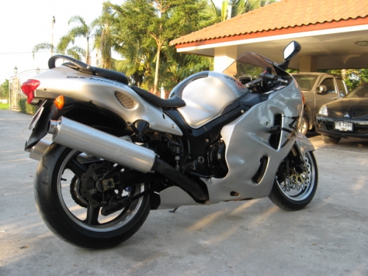 ขาย hayabusa 1300 ปี 99 limited พร้อมทะเบียน (รับแลก/เทิร์น) ขาย hayabusa 1300 ปี 99 limited พร้อมทะเบียน (รับแลก/เทิร์น)