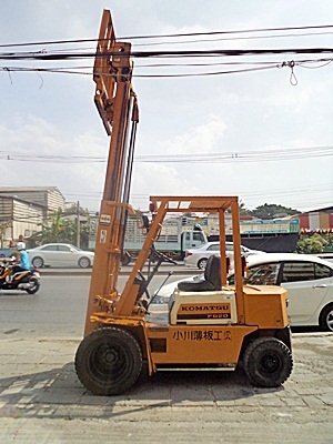 ขายรถยกโคมัสสึ 2 ตัน เครื่องเบนซิน กระบอกคู่ งาเทด้ำ ล้อหน้าคู่ เสาสูง 3 เมตร พวงมาลัยเพาเว่อร์ สีเดิมจากนอก นำเข้าจากญี่ปุ่น ใช้งานได้ทันที ขายรถยกโคมัสสึ 2 ตัน เครื่องเบนซิน กระบอกคู่ งาเทด้ำ ล้อหน้าคู่ เสาสูง 3 เมตร พวงมาลัยเพาเว่อร์ สีเดิมจากนอก นำเข้าจากญี่ปุ่น ใช้งานได้ทันที