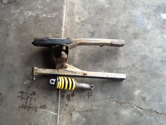 อาร์มหลัง +โช๊คสภาพดี ราคาพร้อมส่งครับ