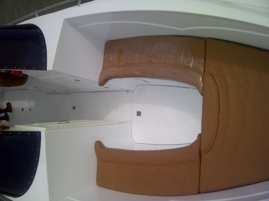 เรือไฟเบอร์กลาส