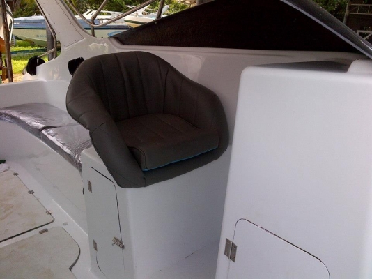 เรือไฟเบอร์กลาส