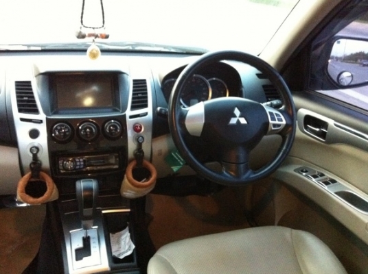 ขาย ปาเจโร่สปอร์ต ปี2011