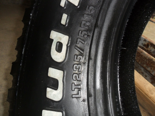 ยางใหม่ 235/75R15 BFGoodrich เก่าปี