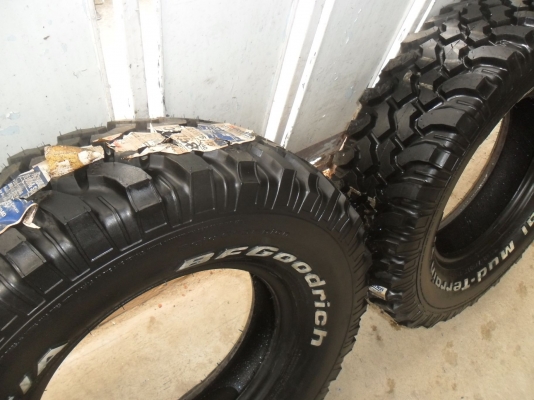 ยางใหม่ 235/75R15 BFGoodrich เก่าปี