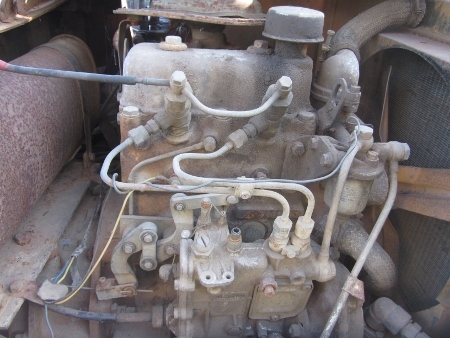 ขายถูกตามสภาพ-รถขุด FURUKAWA: FH 10A สภาพเครื่องดี เพียงแต่โรลเลอร์แตกเท่านั้น