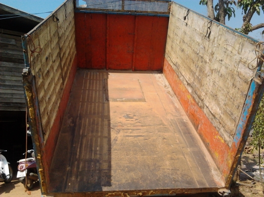 6 ล้อดั๊มพร้อมใช้