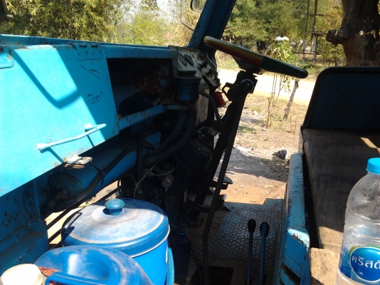 6 ล้อดั๊มพร้อมใช้