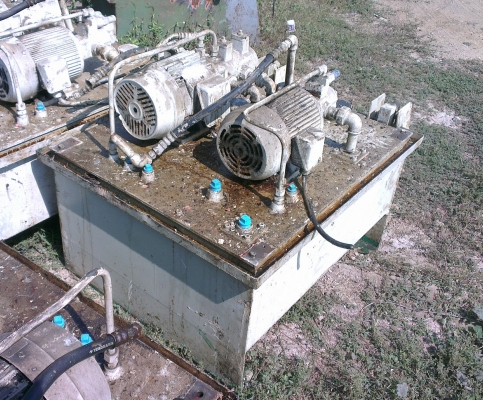 Sell> ขายชุดไฮดรอลิค (power unit) มือสอง ถัง 50 ลิตร ของญี่ปุ่นครับ เป็นชุดมอเตอร์พร้อมปั้ม สองตัวคู่ สามารถนำไปใช้งานได้หลาย เอาท์พุตครับ