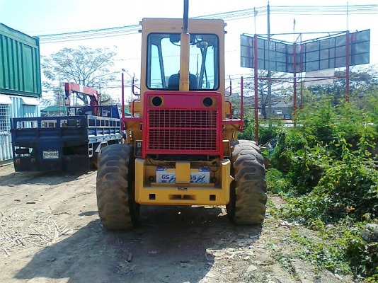 รถตัก KOMATSU WA120-1 S/N 1213x รถสวย พร้อมใช้งาน เก็บสีสวยมาบาง ๆ รถสวยกิ๊ก ชอบราคาเท่าไรต่อรองได้ครับ