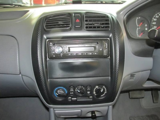 FORD LASER GLXi 1.6 AT ปี 2000 FORD LASER GLXi 1.6 AT ปี 2000