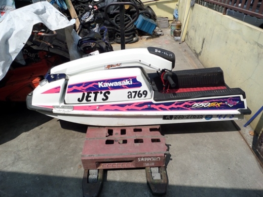 เจ็ทสกี KAWASAKI 550 รุ่นหลีด พร้อมอุปกรณ์แต่ง