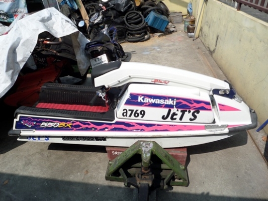 เจ็ทสกี KAWASAKI 550 รุ่นหลีด พร้อมอุปกรณ์แต่ง