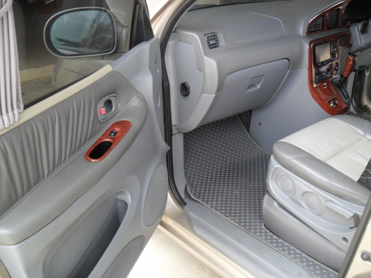 ขาย/แลก kia carnival 2002