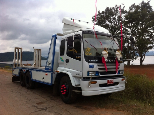 ISUZU FVM  195 Hp วางหัว DECA กระบะบรรทุกรถเกี่ยวต่อใหม่ๆครับ(ทีมงานรถคุณภาพ)