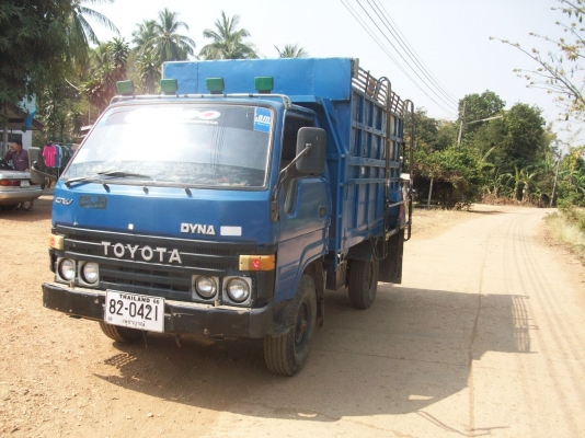 รถดั้มเกษตร  บรรทุกพร้อมใช้ เครื่อง 115  แรงม้า  รถห้าง