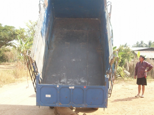 รถดั้มเกษตร  บรรทุกพร้อมใช้ เครื่อง 115  แรงม้า  รถห้าง