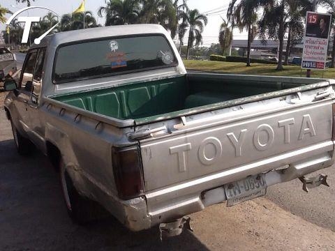 TOYOTA HILUX LN สภาพ สวยๆ พวงมาลัยเพาเวอร์ TOYOTA HILUX LN สภาพ สวยๆ พวงมาลัยเพาเวอร์