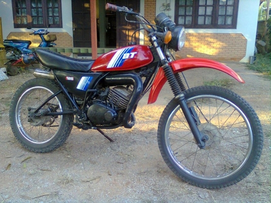 ขายyamaha  dt125monoมีเล่มขาดต่อ(ไม่มีชุดโอน)13,500บาท