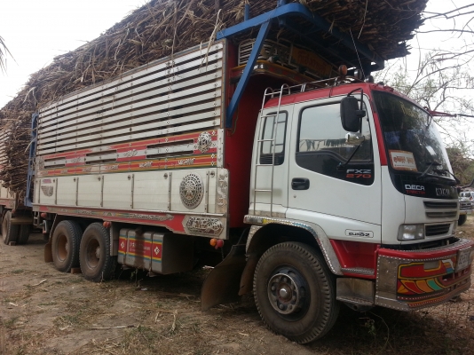 อีซุซุ เดก้า 270