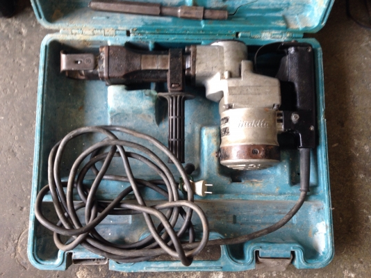 ขายแย็คปูน Makita HM 1201 สภาพเดิมๆสวย วิ่งนิ่ม พร้อมใช้งาน