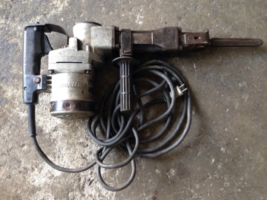 ขายแย็คปูน Makita HM 1201 สภาพเดิมๆสวย วิ่งนิ่ม พร้อมใช้งาน