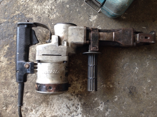 ขายแย็คปูน Makita HM 1201 สภาพเดิมๆสวย วิ่งนิ่ม พร้อมใช้งาน