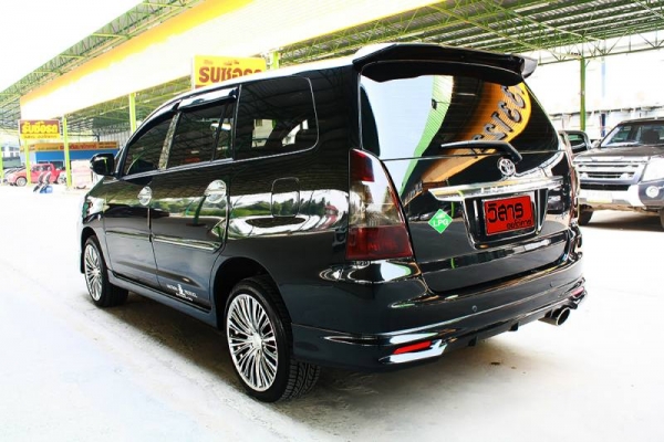 TOYOTA INNOVA  VVTi 2.0 AT ปี 2012