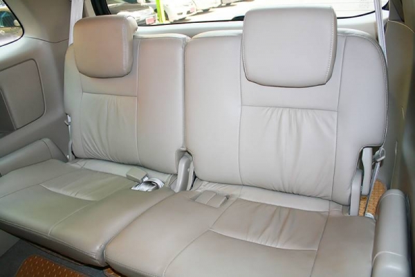 TOYOTA INNOVA  VVTi 2.0 AT ปี 2012